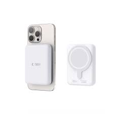 MagSafe-compatible wireless power bank.